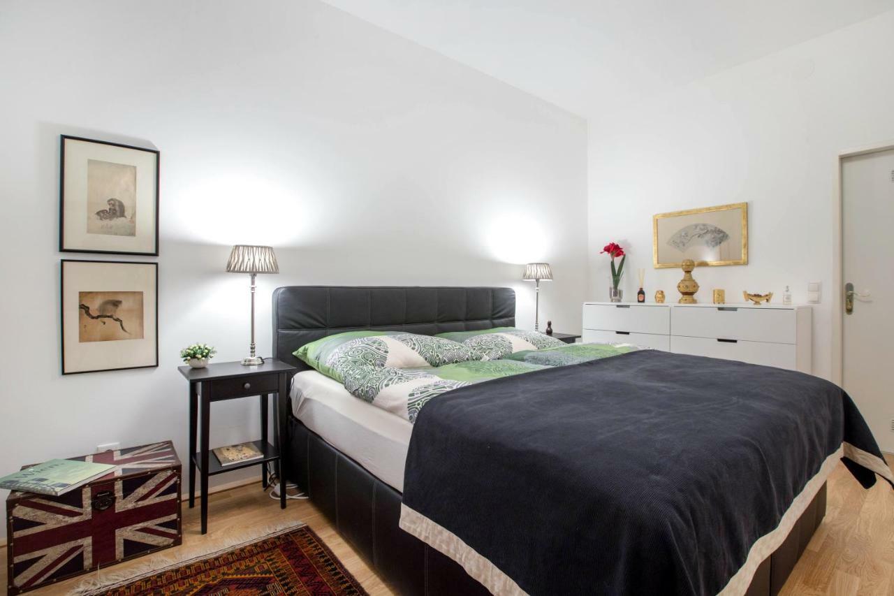 Apartment Schottenring Wina Bagian luar foto